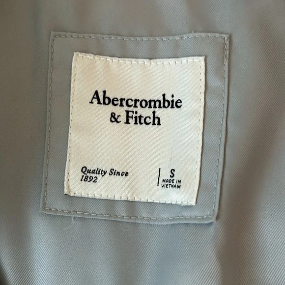 Abercrombie & Fitch Shacket - Picture 3 of 4
